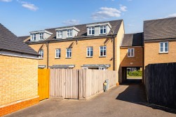 Summers Hill Drive, Papworth Everard, CB23