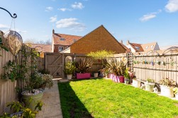 Summers Hill Drive, Papworth Everard, CB23