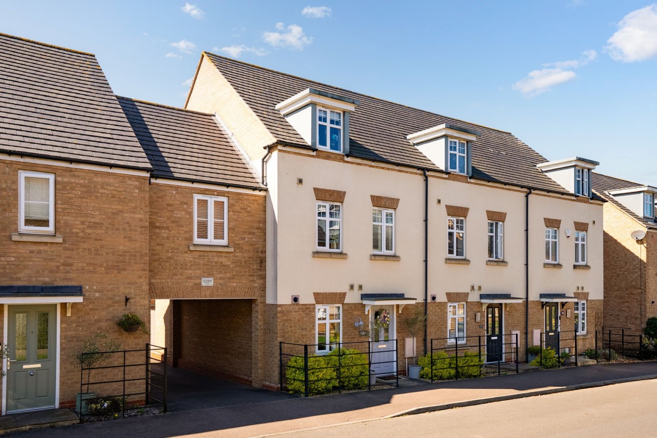 Summers Hill Drive, Papworth Everard, CB23