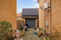 Gladiator Road, Upper Cambourne, CB23