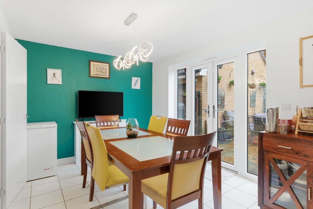 Gladiator Road, Upper Cambourne, CB23