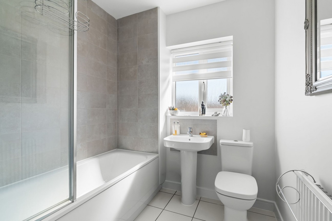 Gladiator Road, Upper Cambourne, CB23