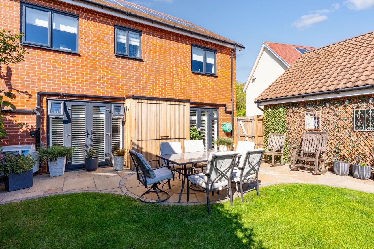 Gladiator Road, Upper Cambourne, CB23