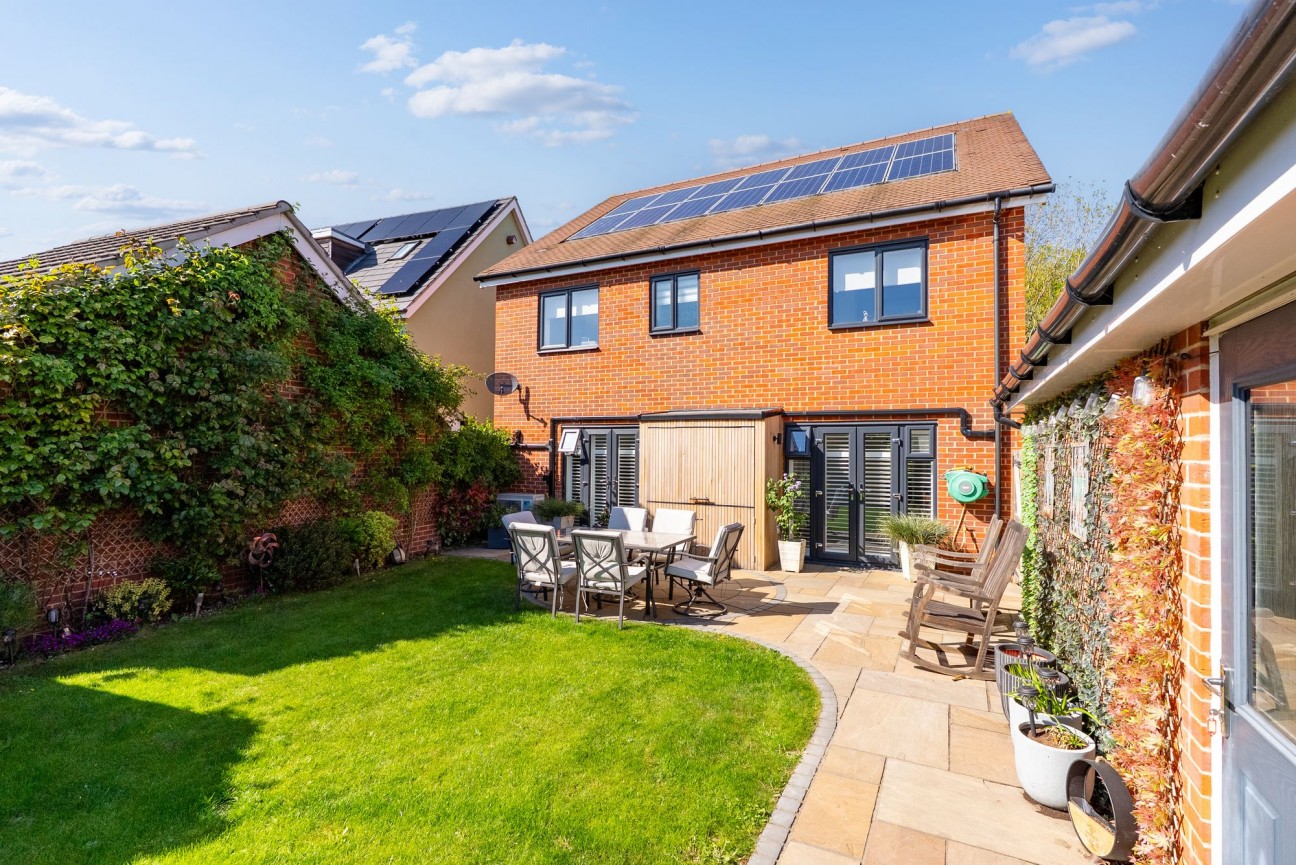 Gladiator Road, Upper Cambourne, CB23