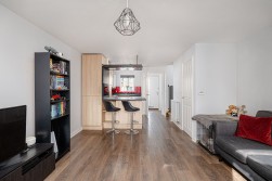 Spitfire Road, Upper Cambourne, CB23