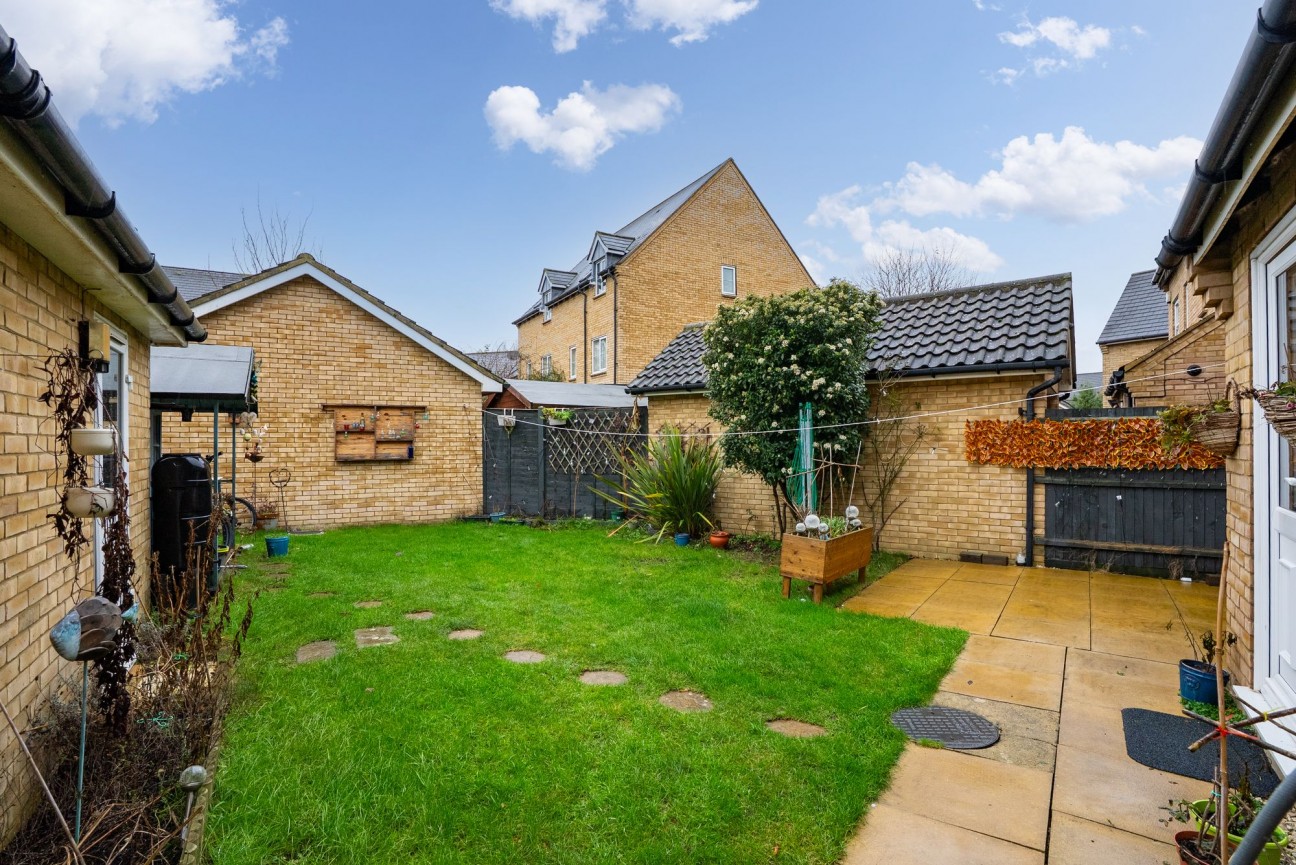 New Hall Lane, Great Cambourne, CB23