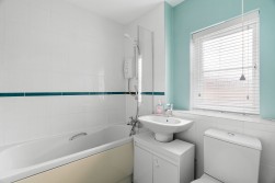 Medlar Lane, Lower Cambourne, CB23