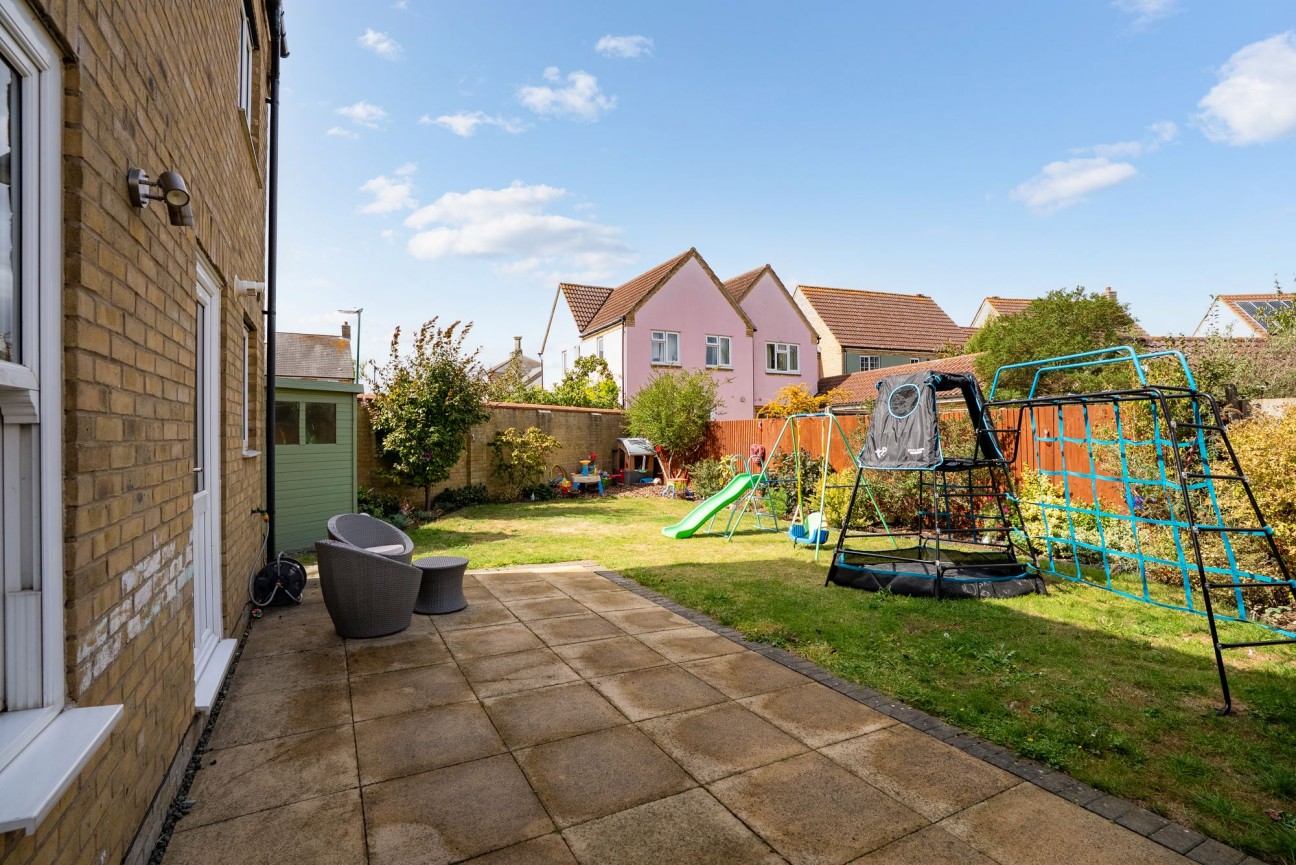 Medlar Lane, Lower Cambourne, CB23