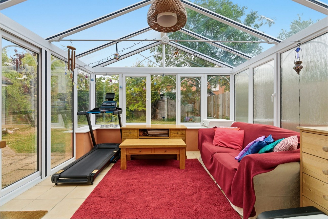 Chapmans Drive, Great Cambourne, CB23