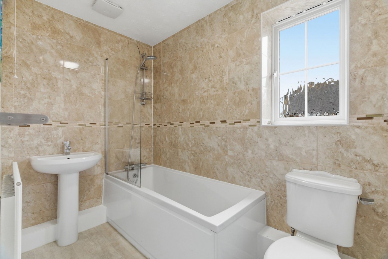 Chapmans Drive, Great Cambourne, CB23
