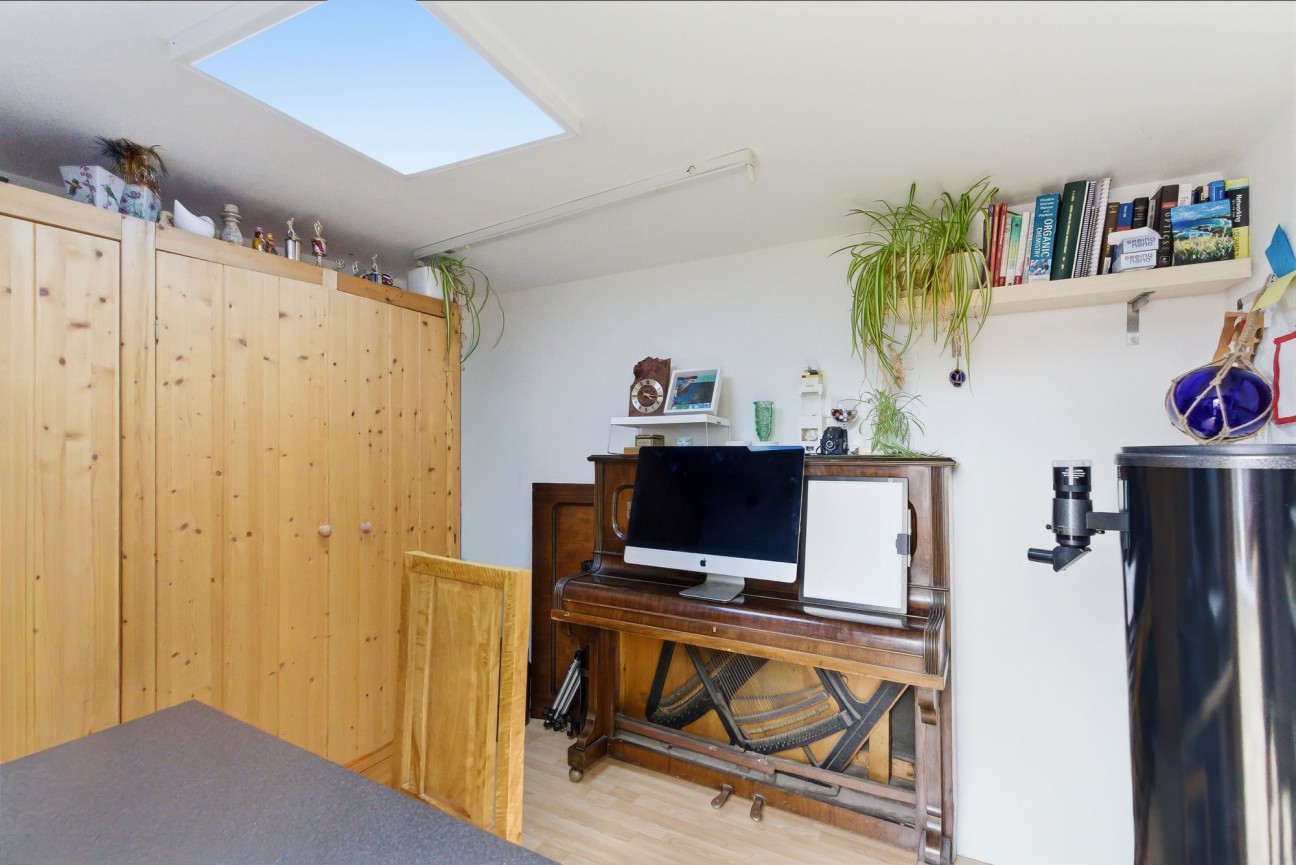 Chapmans Drive, Great Cambourne, CB23