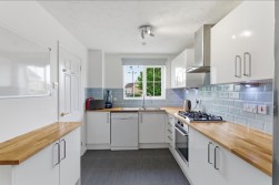 Chapmans Drive, Great Cambourne, CB23