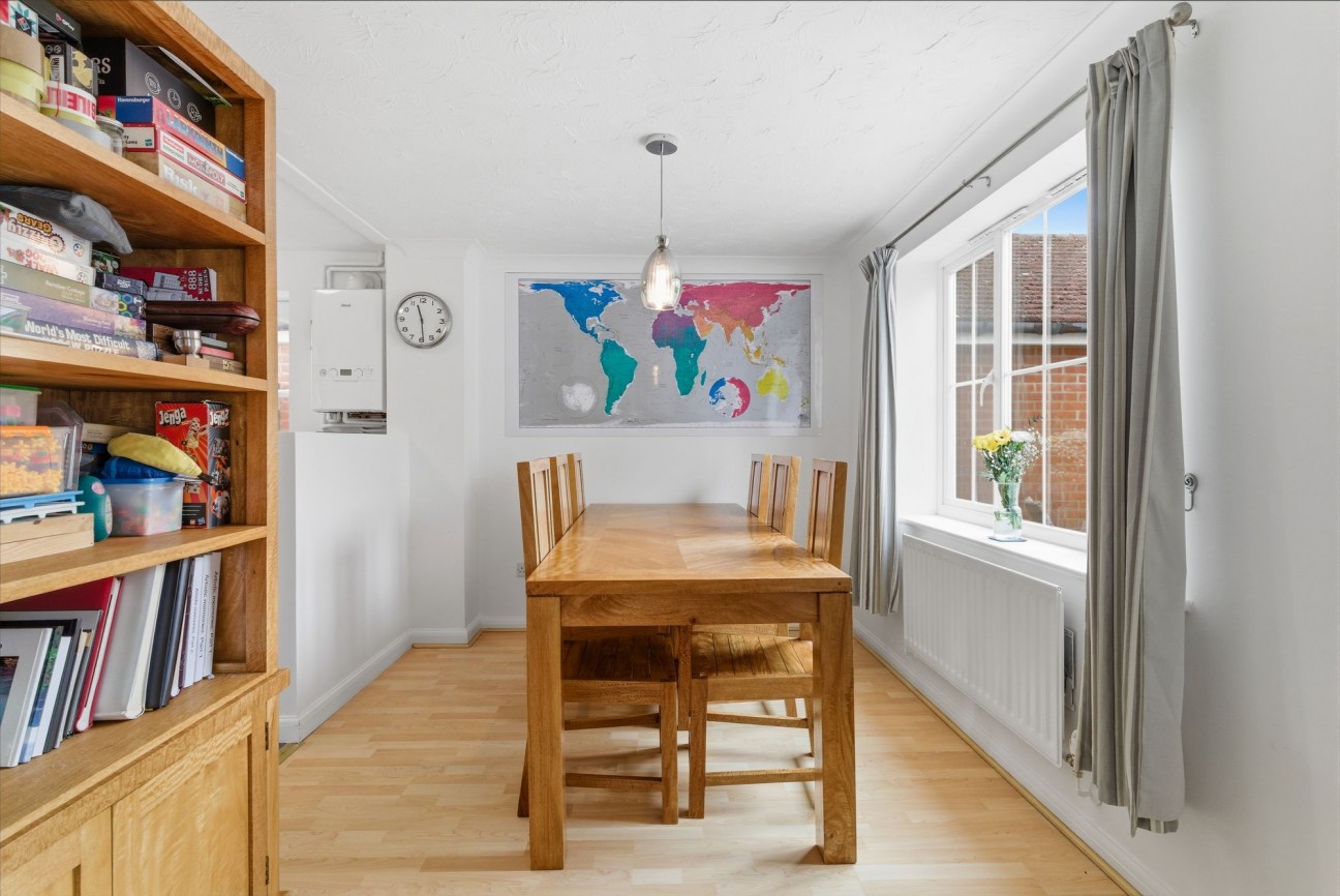 Chapmans Drive, Great Cambourne, CB23