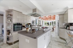 Wimpole Road, Barton, CB23