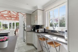 Wimpole Road, Barton, CB23