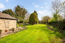 Wimpole Road, Barton, CB23