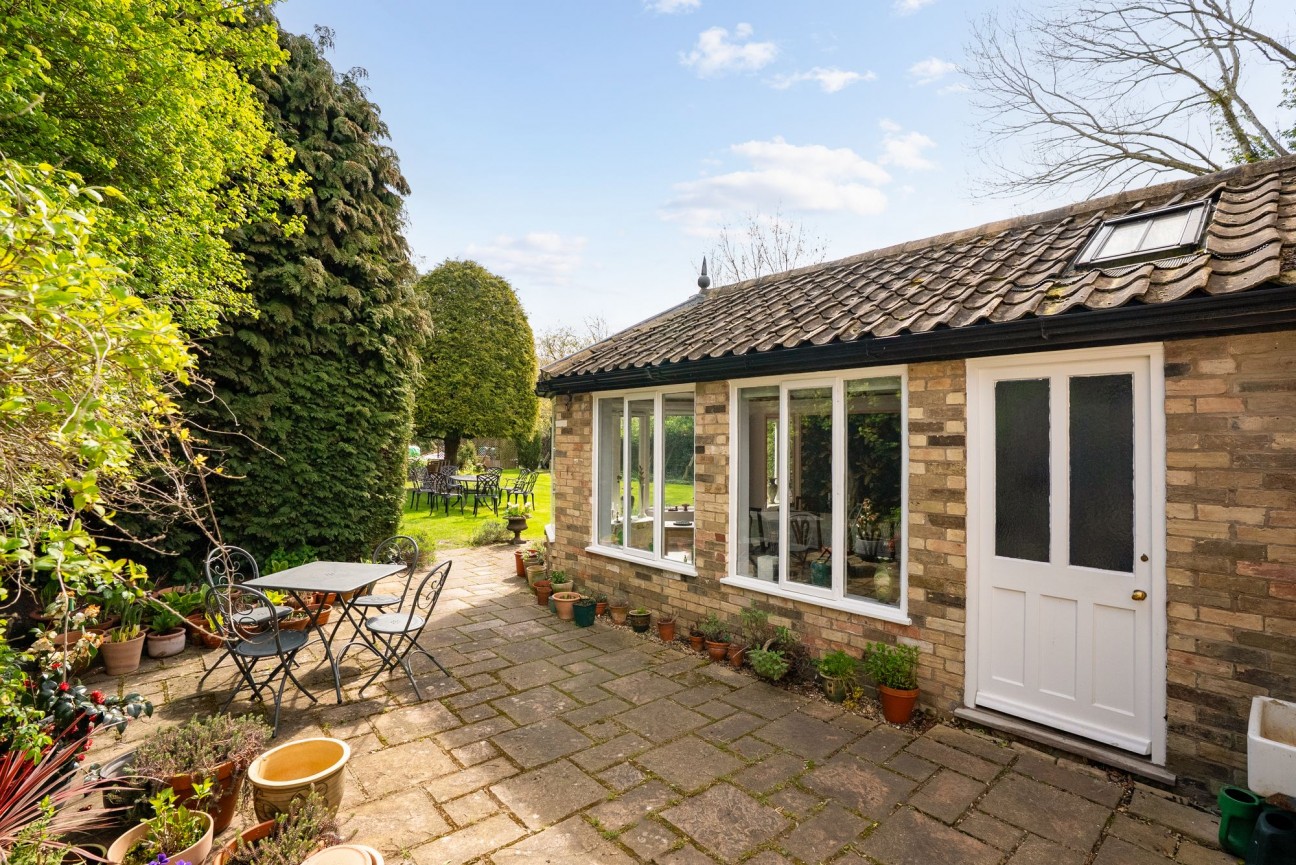 Wimpole Road, Barton, CB23