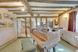 Meldreth Road, Whaddon, SG8