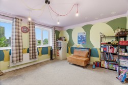 Bisley Crescent, Upper Cambourne, CB23