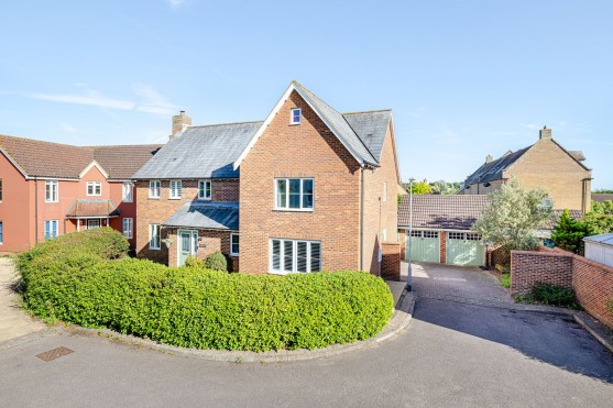 Brookfield Way, Lower Cambourne, CB23