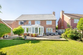 Brookfield Way, Lower Cambourne, CB23