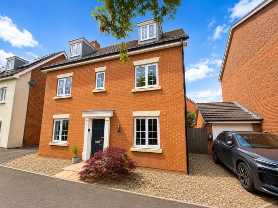 Greenhaze Lane, Great Cambourne, CB23