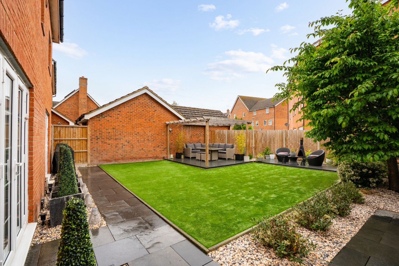 Greenhaze Lane, Great Cambourne, CB23