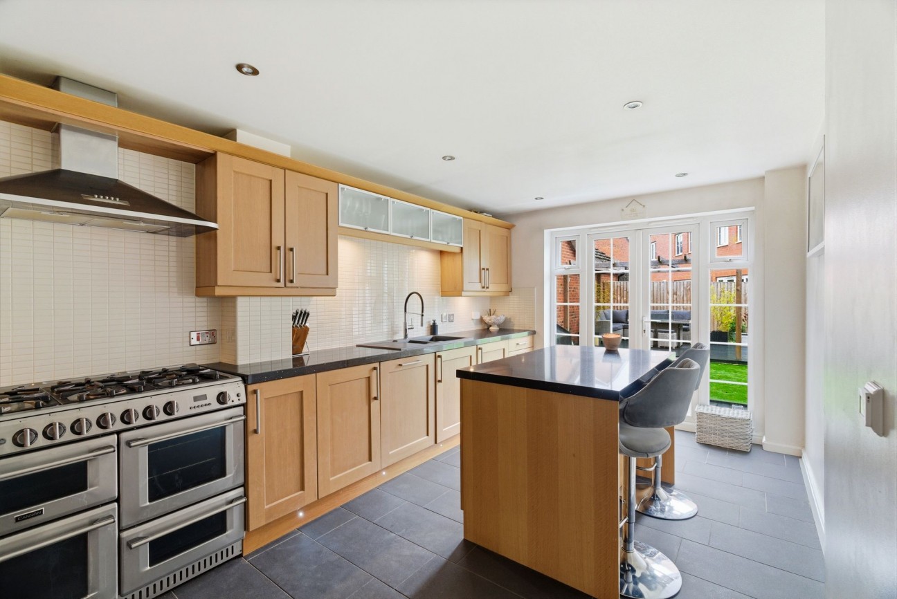 Greenhaze Lane, Great Cambourne, CB23