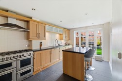 Greenhaze Lane, Great Cambourne, CB23