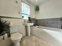 Greenhaze Lane, Great Cambourne, CB23