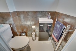 Crow Hill Lane, Great Cambourne, CB23