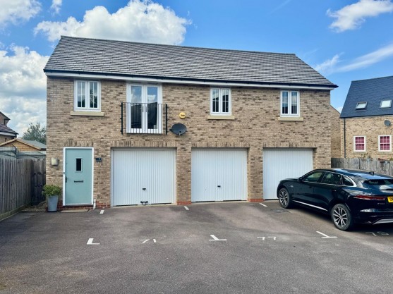 Summers Hill Drive, Papworth Everard, CB23