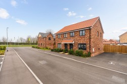 Rosemary Gardens, Kennett, CB8