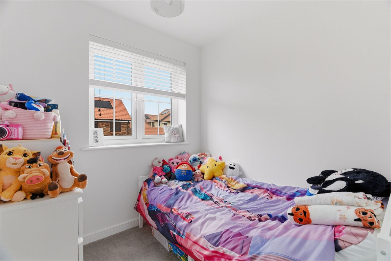 Rosemary Gardens, Kennett, CB8