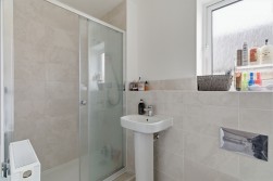 Rosemary Gardens, Kennett, CB8