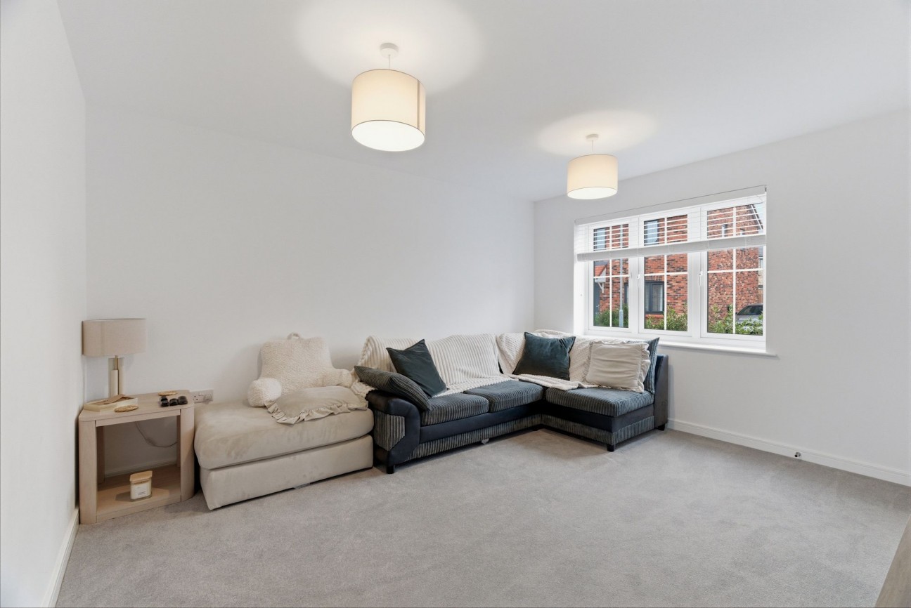 Rosemary Gardens, Kennett, CB8