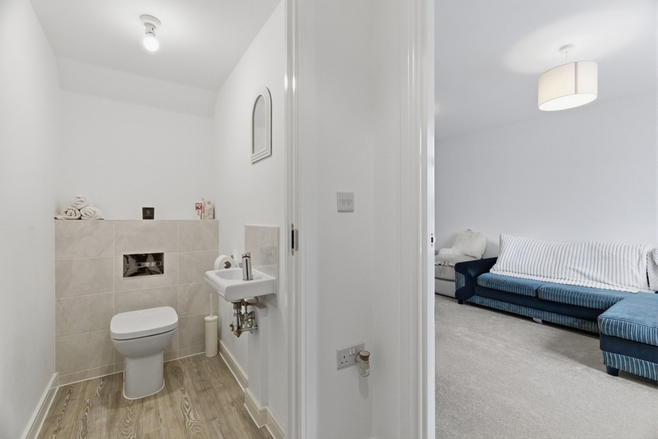 Rosemary Gardens, Kennett, CB8