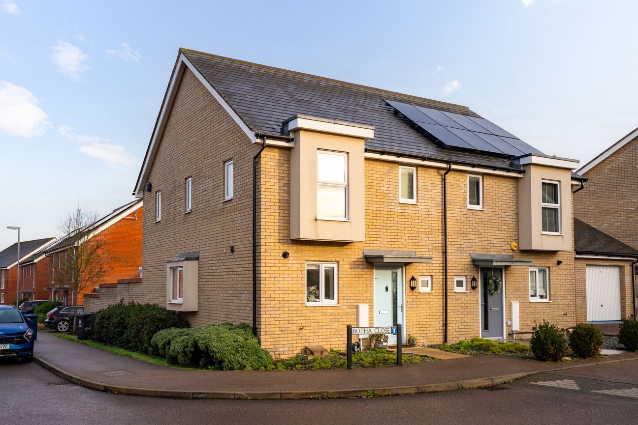 Botha Close, Upper Cambourne, CB23