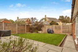 Chapmans Drive, Great Cambourne, CB23