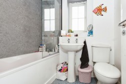 Chapmans Drive, Great Cambourne, CB23