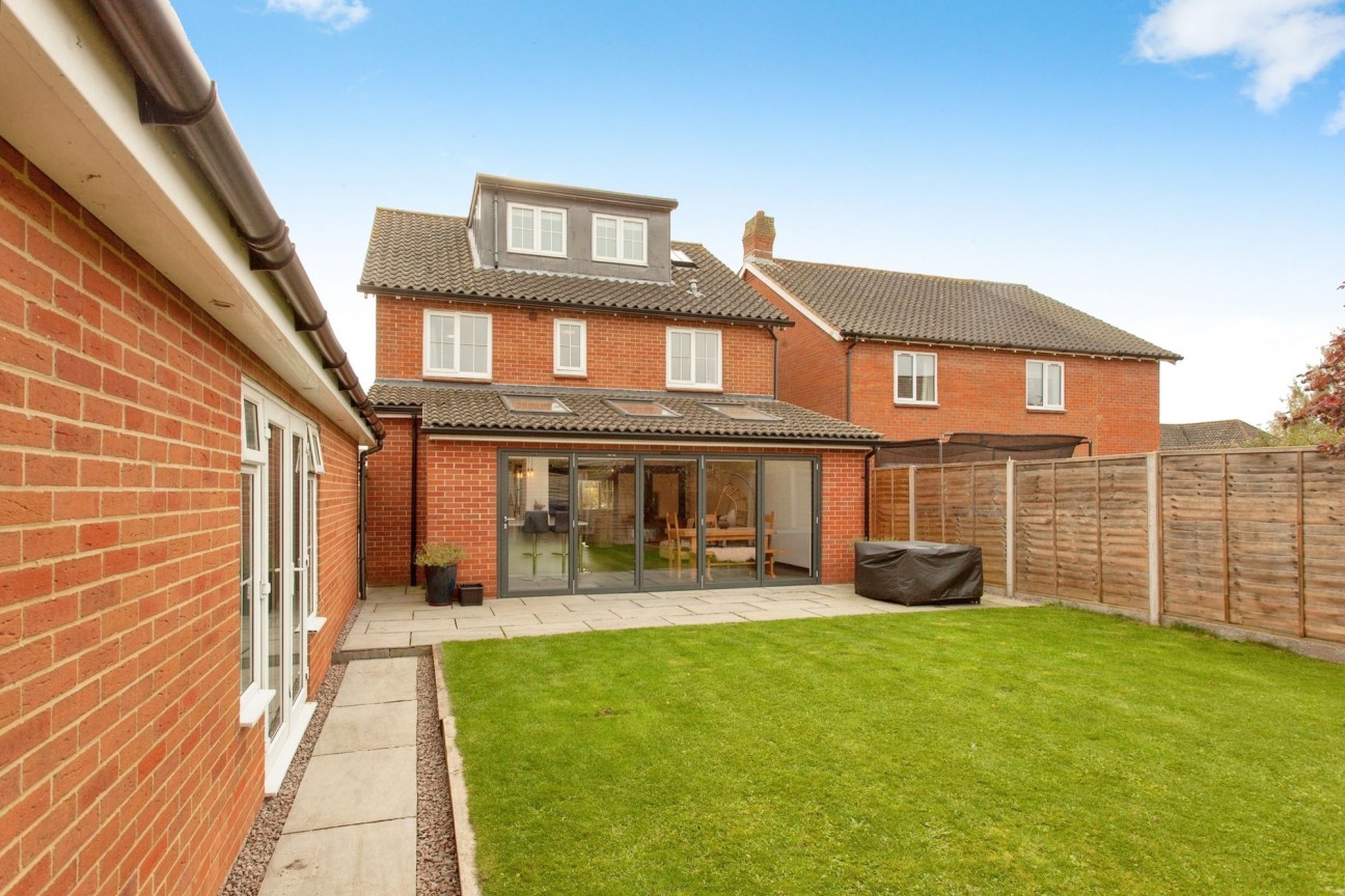 Chapmans Drive, Great Cambourne, CB23