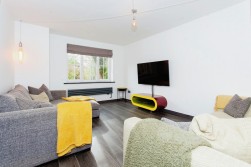 Chapmans Drive, Great Cambourne, CB23