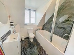 Merle Way, Lower Cambourne, CB23