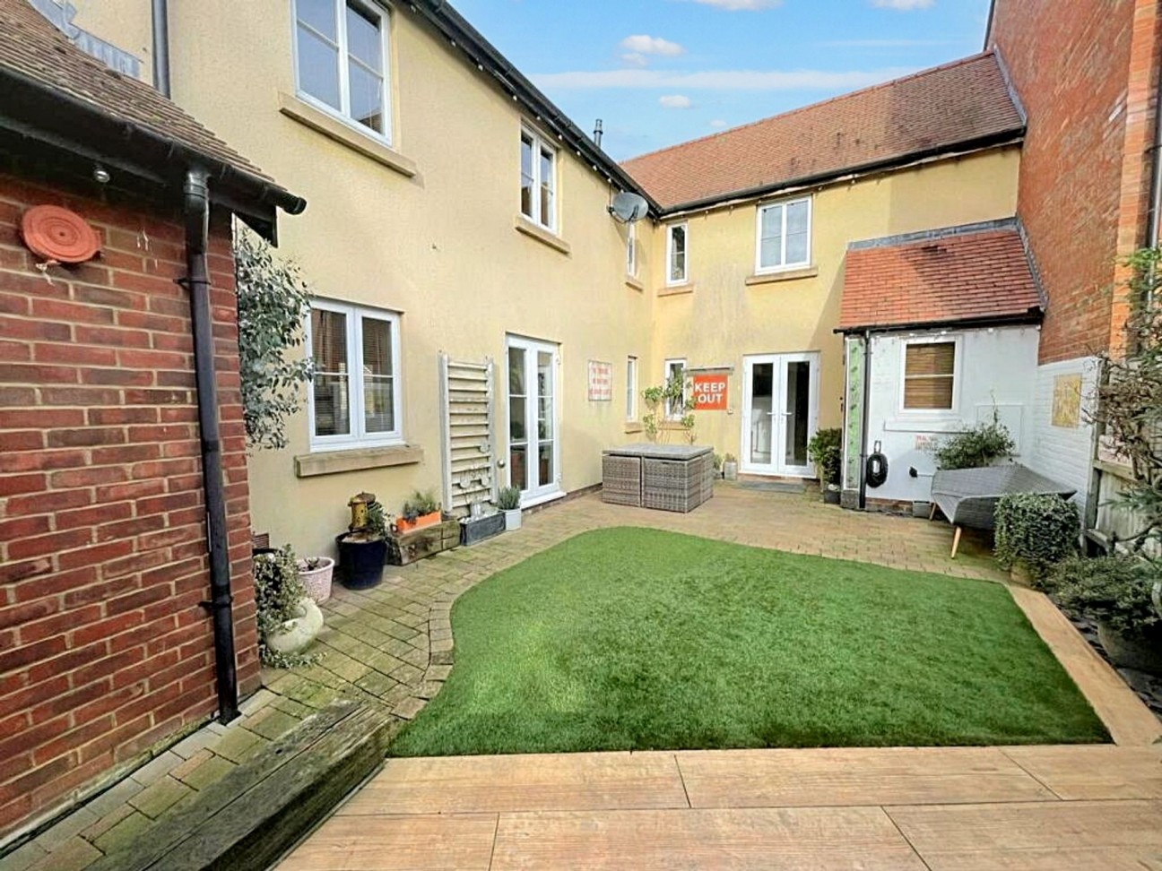 Merle Way, Lower Cambourne, CB23