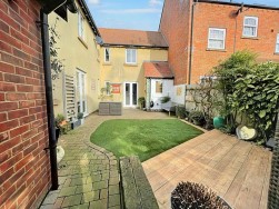 Merle Way, Lower Cambourne, CB23