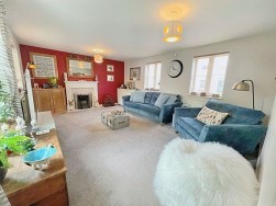 Merle Way, Lower Cambourne, CB23