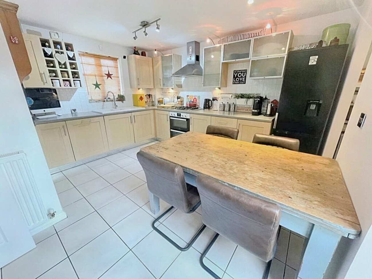 Merle Way, Lower Cambourne, CB23