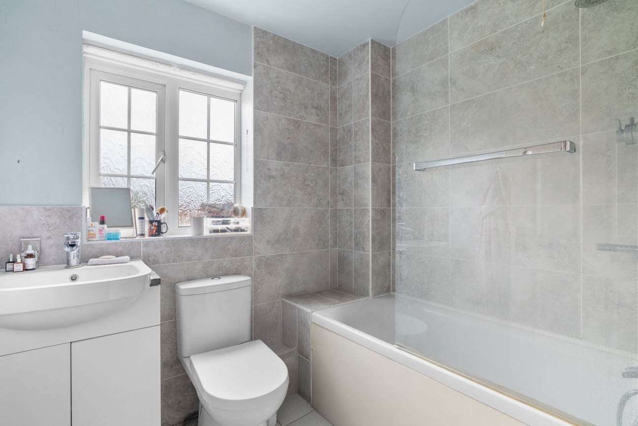 Priory Walk, Great Cambourne, CB23