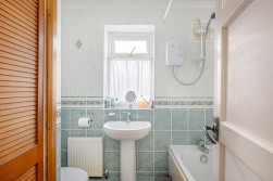 Hall Close, Bourn, CB23