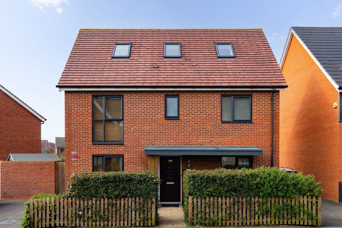 Gladiator Road, Upper Cambourne, CB23